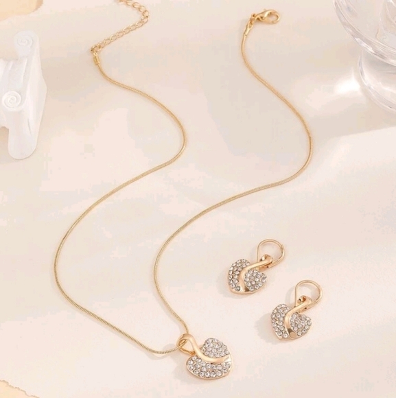 3pcs Rhinestone Heart-Shaped Gold Jewelry Set with Crystal Accents - Picture 4 of 4